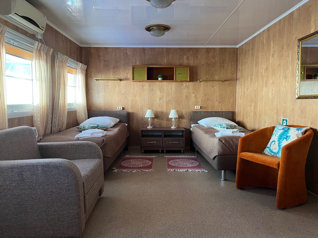 Двухместный номер с 2 отдельными кроватями Де Люкс (Deluxe)