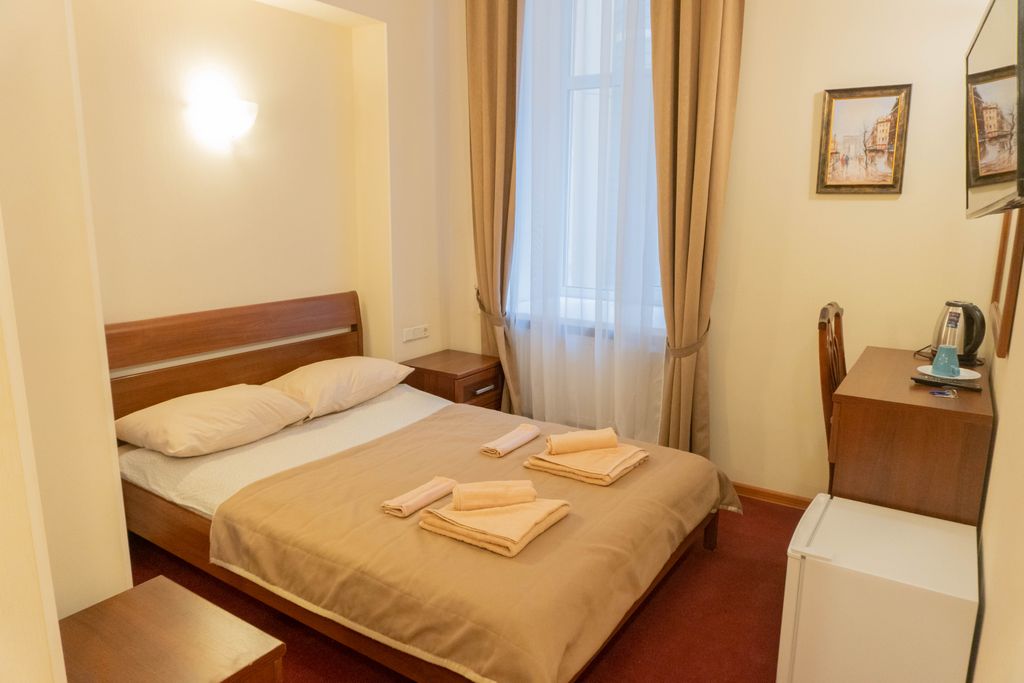 Двухместный номер с 1 кроватью улучшенный 7