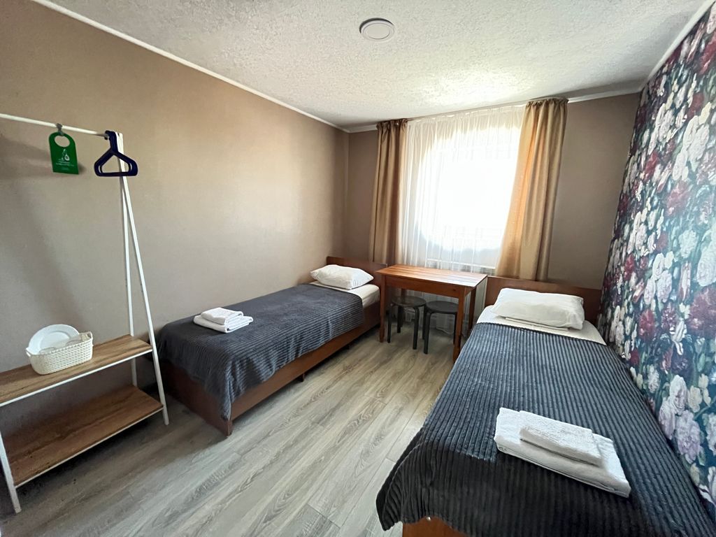 Двухместный номер с 2 отдельными кроватями эконом