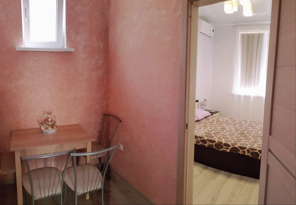 Четырёхместный номер двухкомнатный с кухней