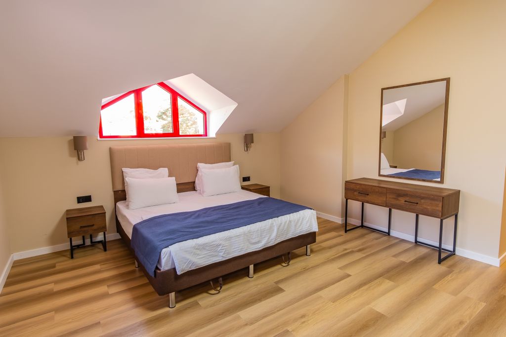 Двухместный номер с 1 кроватью улучшенный