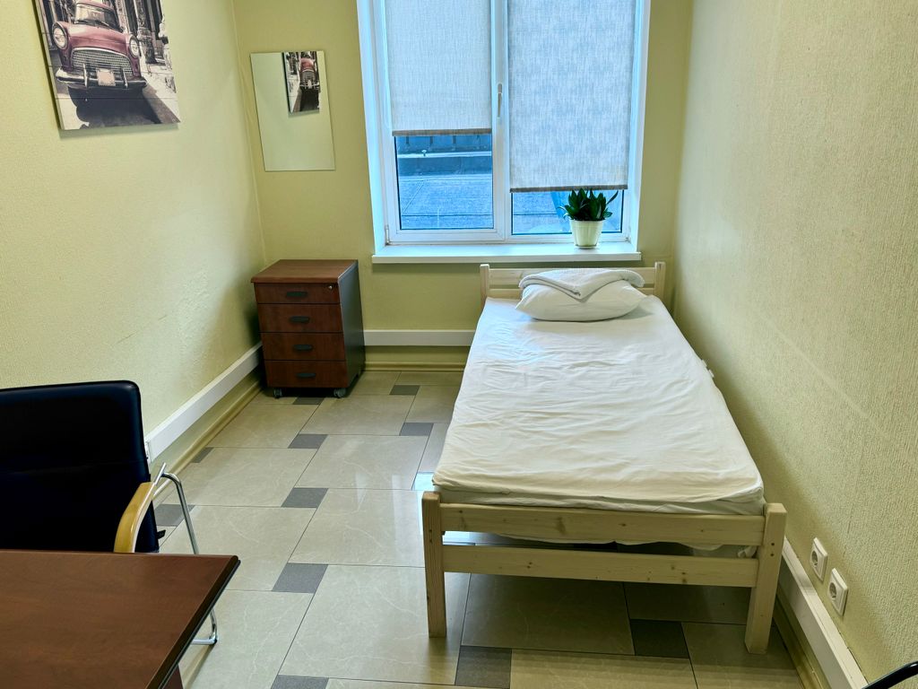 Одноместный номер с кроватью 90*200