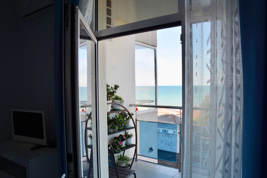 Лоджия (выход из спальни)