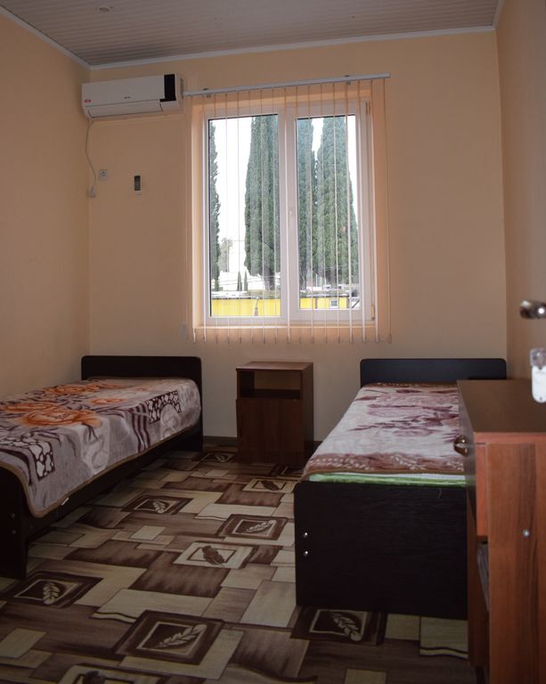 Четырёхместный номер с раздельными кроватями