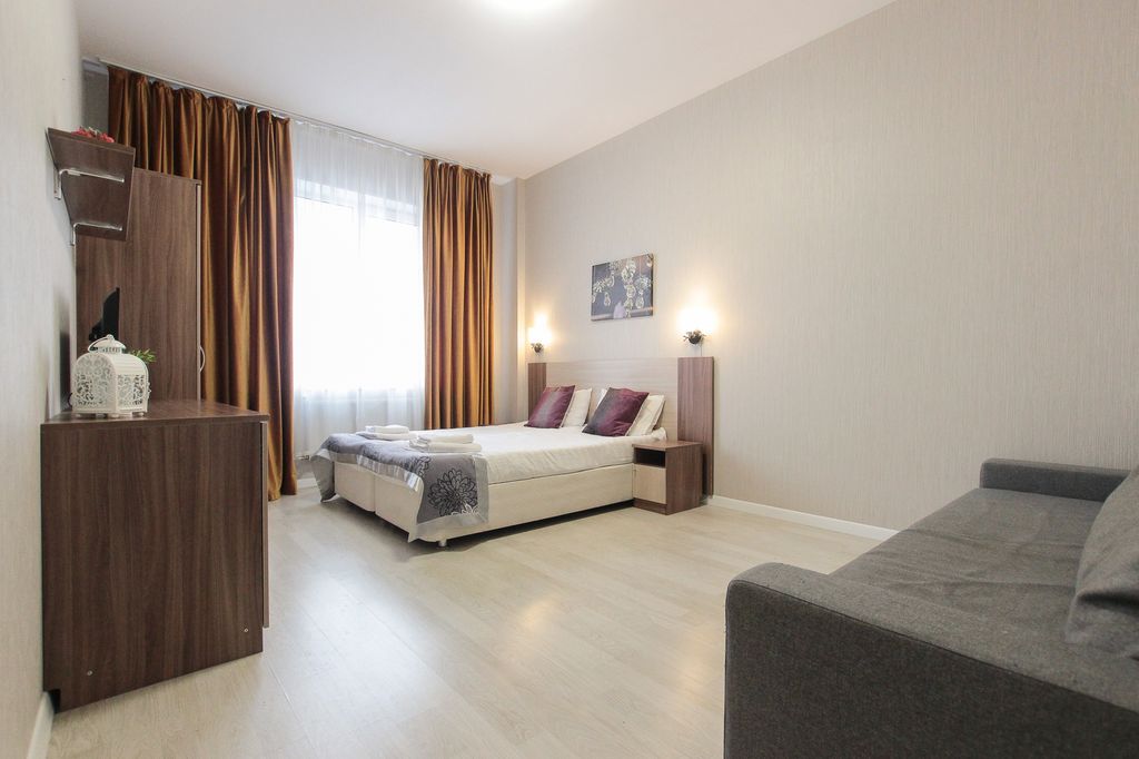 Апартаменты с ванной, лоджией и собственной кухней