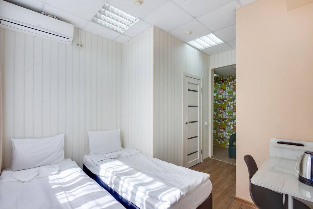 Семейный номер улучшенный с видом на город