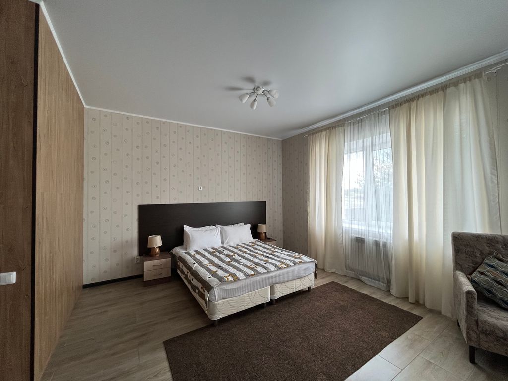 Двухместный номер с 1 кроватью комфорт улучшенный 1