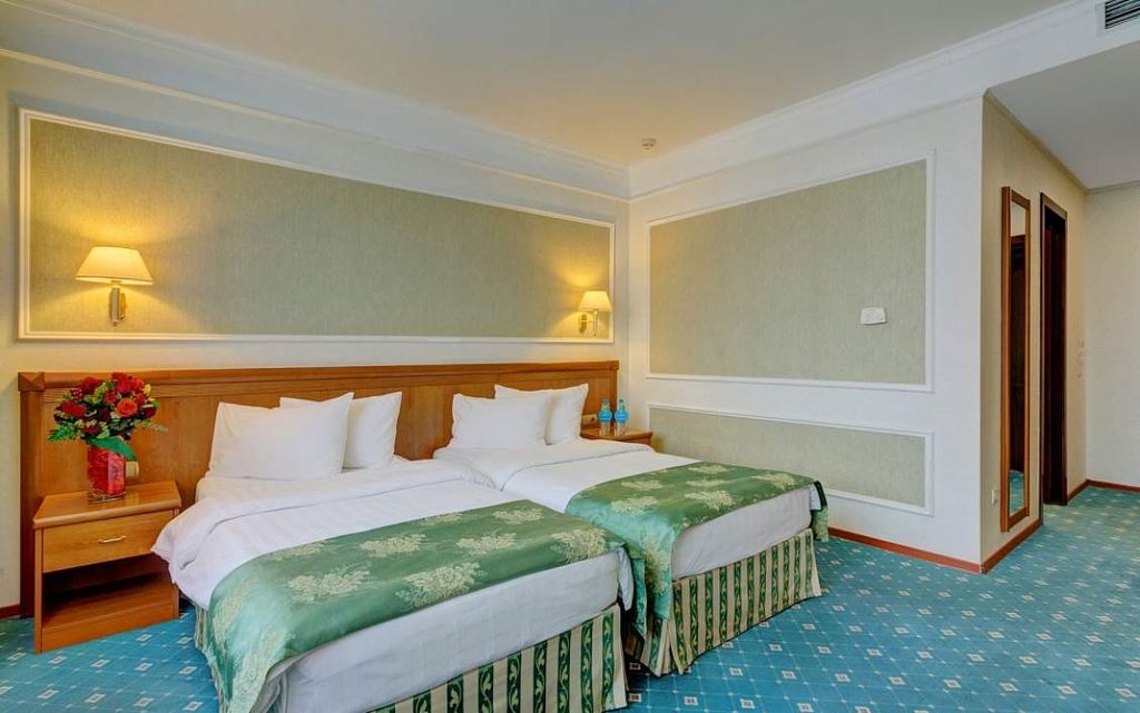 Двухместный номер с 2 отдельными кроватями стандарт