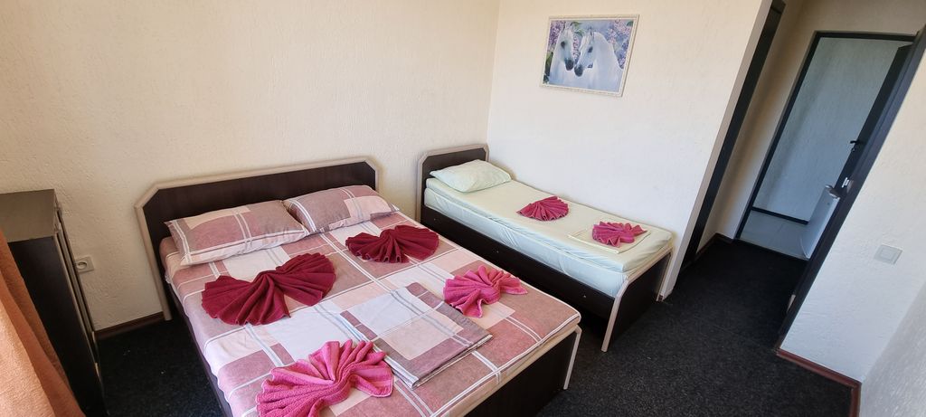 Трёхместный номер стандарт