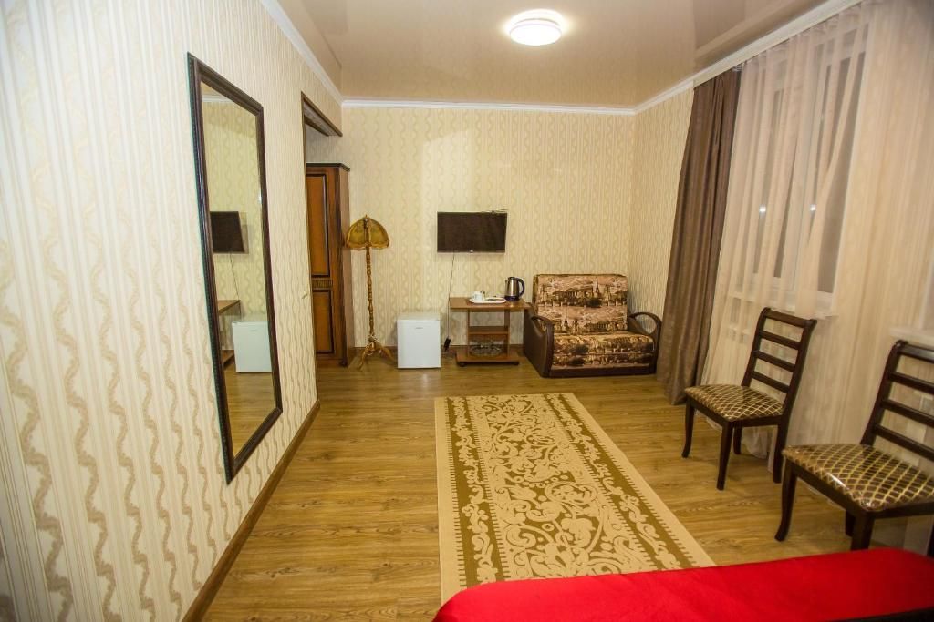 Двухместный номер с 1 кроватью комфорт улучшенный