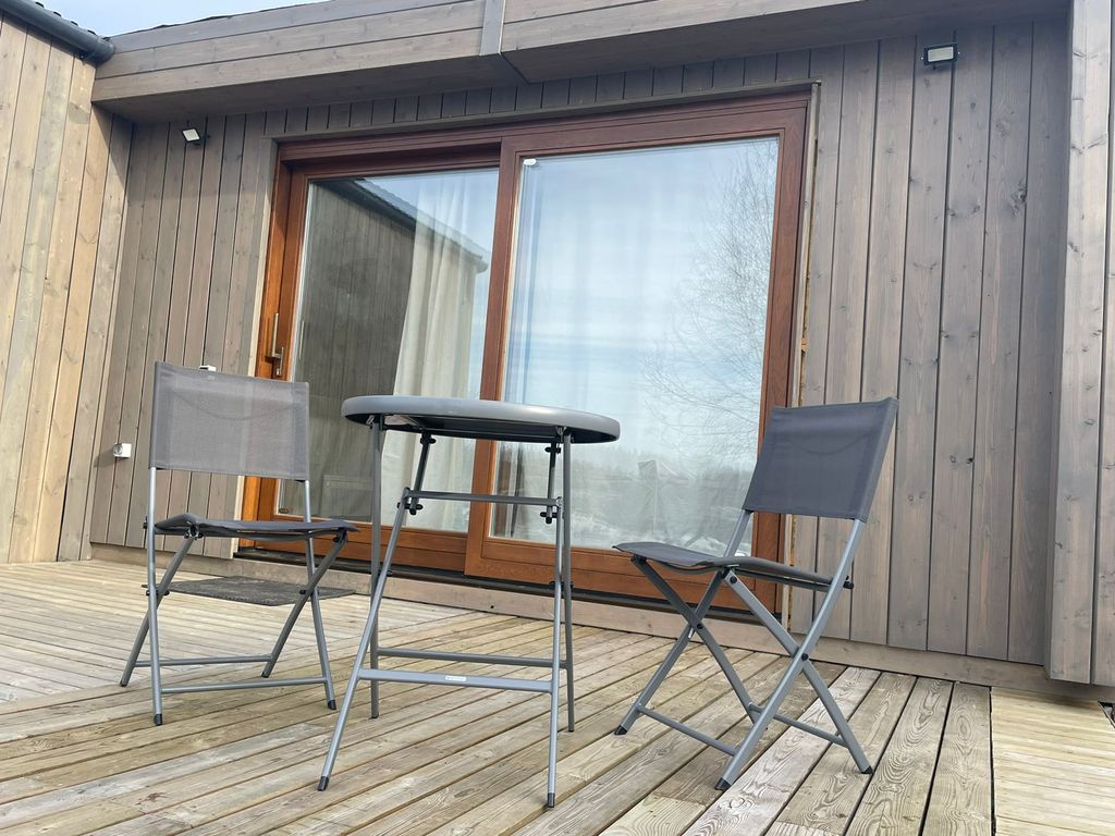 Дом Дом на берегу реки с камином и баней