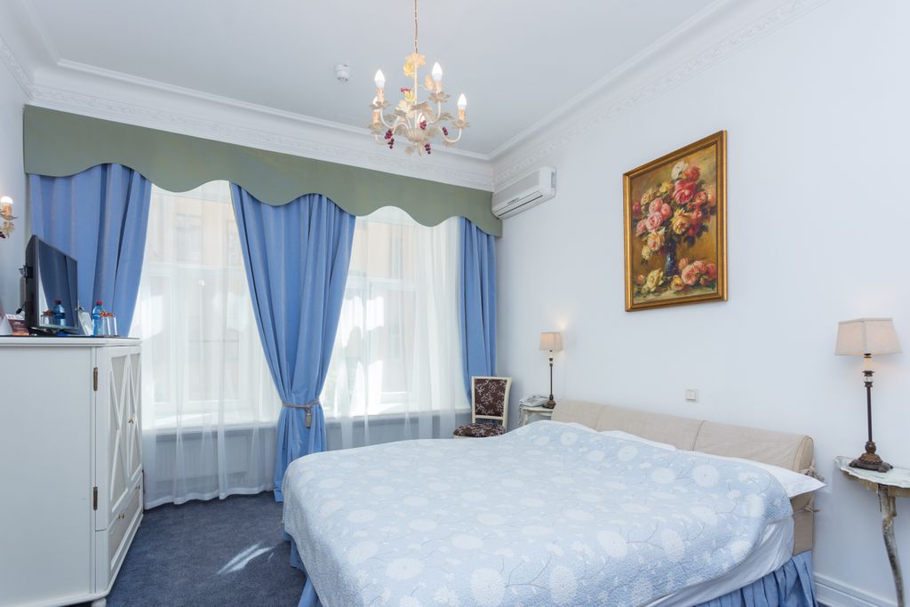 Двухместный номер с 1 кроватью стандарт плюс