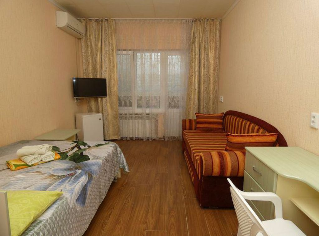 Четырёхместный номер Полулюкс