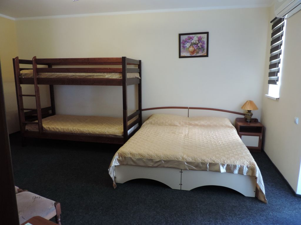 Четырёхместный номер стандарт