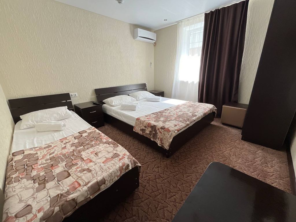 Трёхместный номер улучшенный