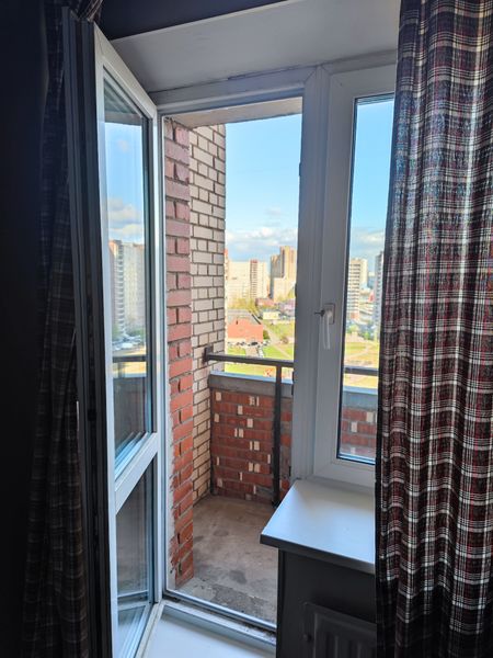 В комнате - ложия