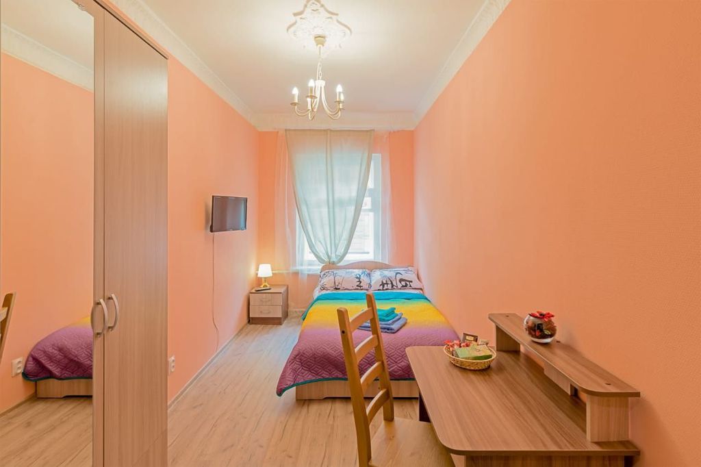 Двухместный номер с 1 кроватью у Московского вокзала