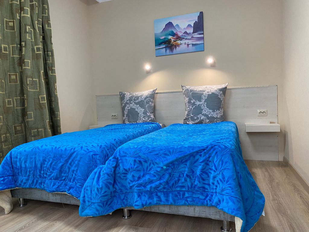 Семейный номер улучшенный с видом на горы