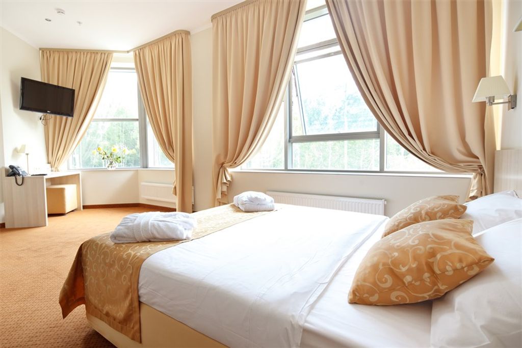 Двухместный номер с 1 кроватью бизнес (корпус Гамма)