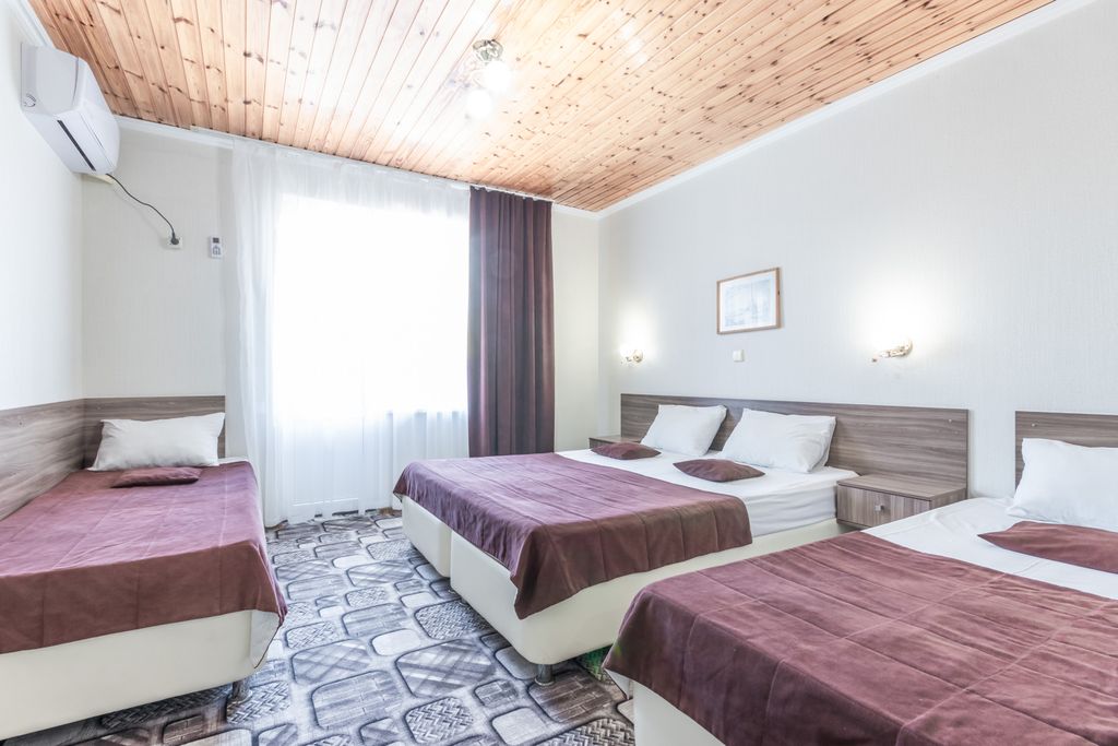 Четырёхместный номер стандарт