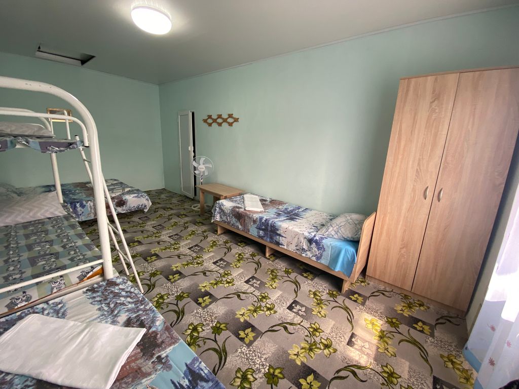 Семейный номер с удобствами и видом на море