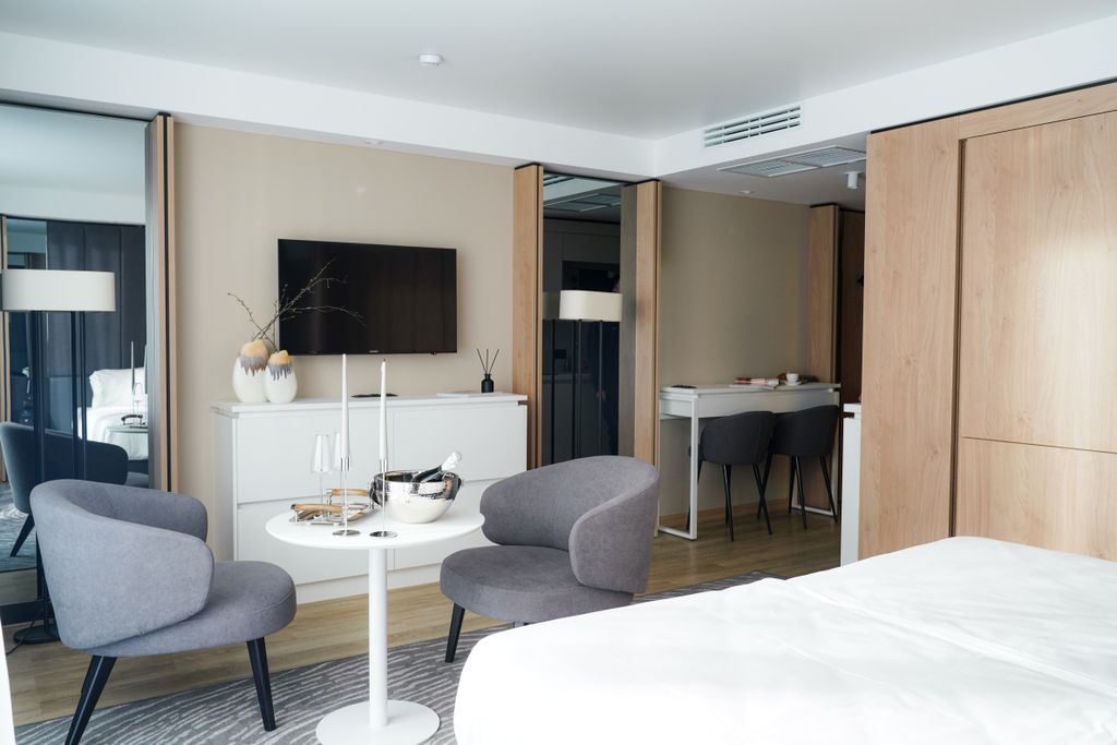 Апартаменты Полулюкс