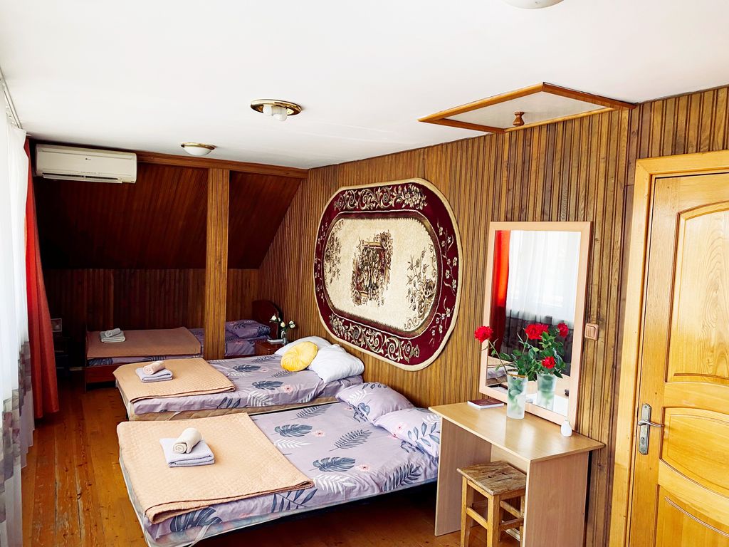 Семейный номер 5-местный комфорт