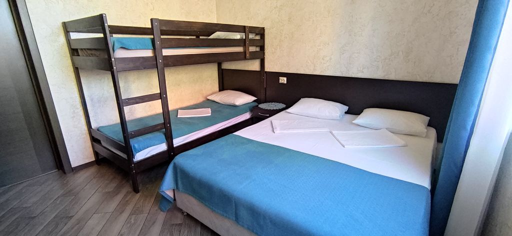 Четырёхместный номер стандарт