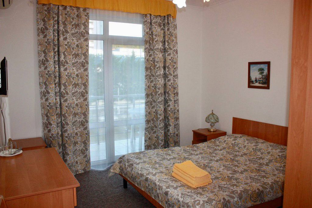 Двухместный номер с 1 кроватью и балконом