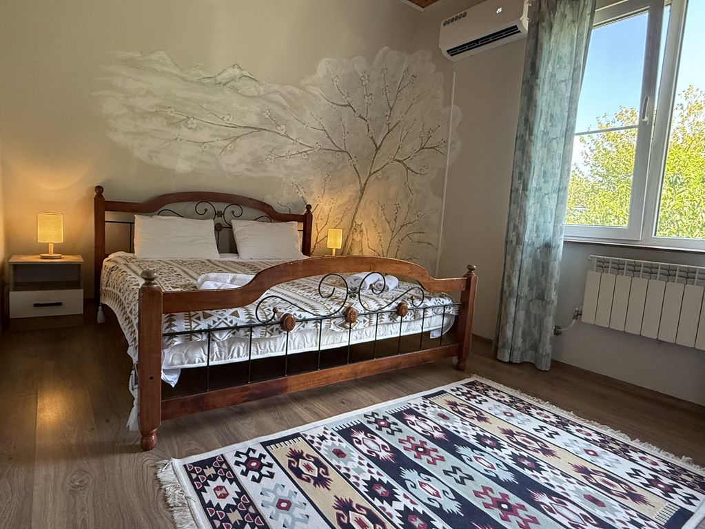 Семейный номер Аутентичный двухкомнатный Comfort с видом на горы, с ванной, 9