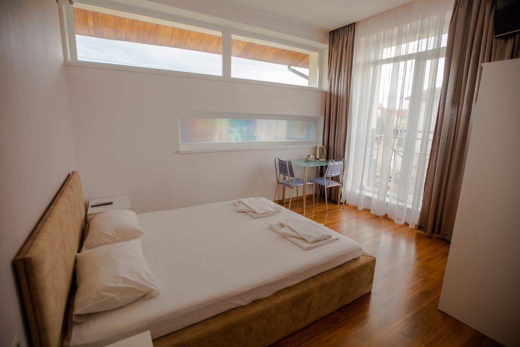 Двухместный номер с 1 кроватью улучшенный с видом на горы