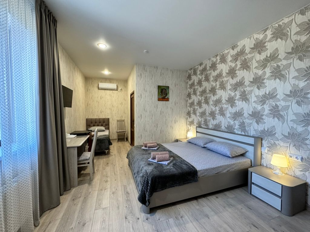 Трёхместный номер люкс