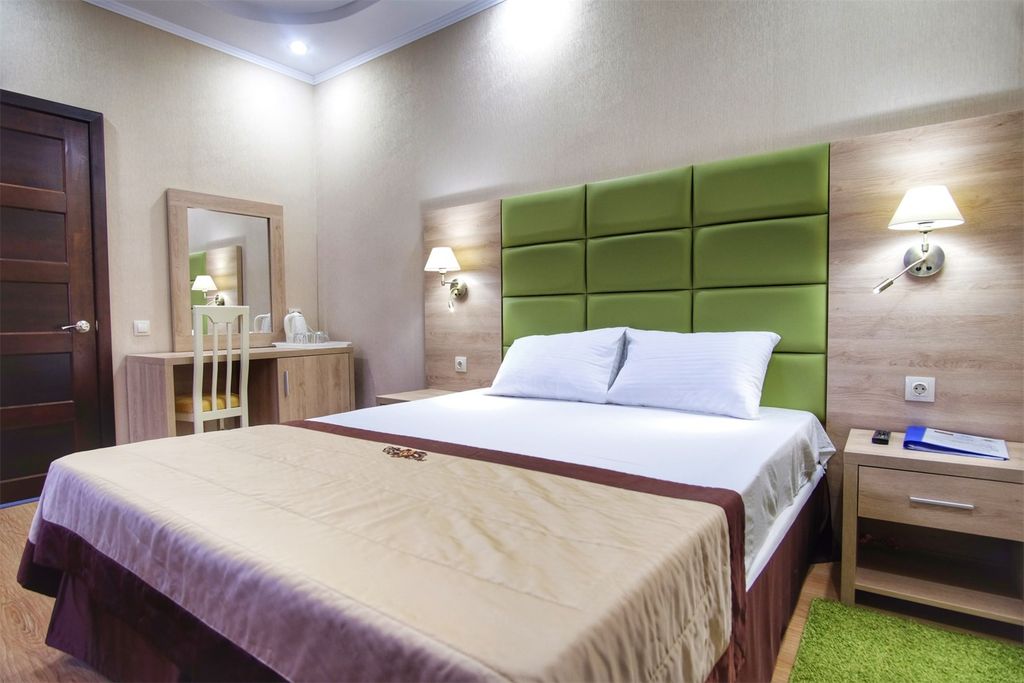 Трёхместный номер улучшенный 1 эт.