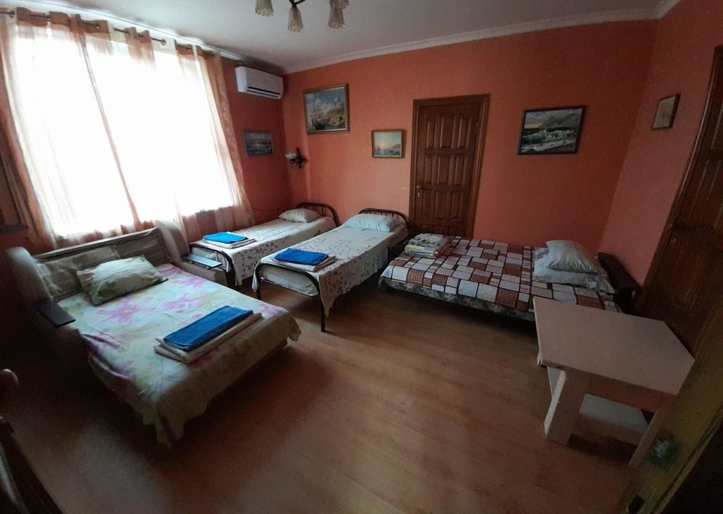 Четырёхместный номер стандарт