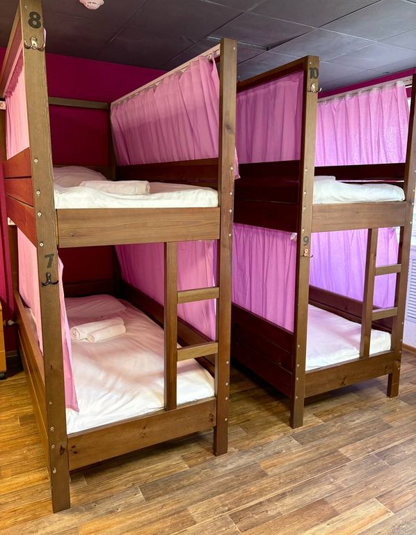 Многоместный смешанный номер эконом (душ/туалет общий)