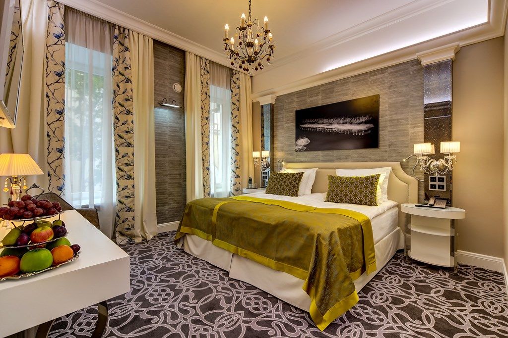 Двухместный номер с 1 кроватью или 2 раздельными полулюкс