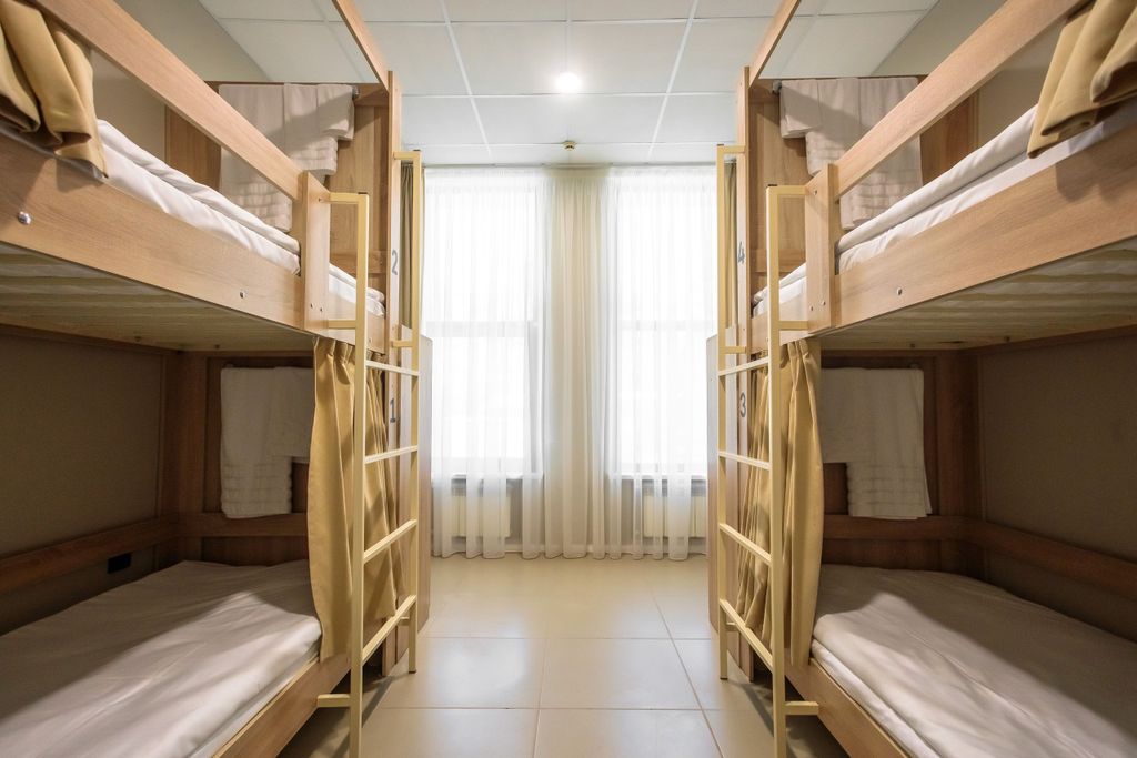 Многоместный мужской номер кровать-капсула