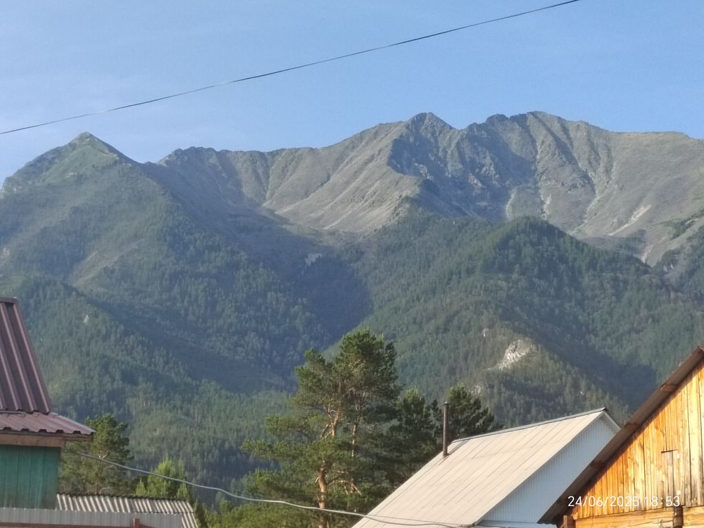 Двухместный номер с 1 кроватью Трёхместный номер с панорамными окнами на горы