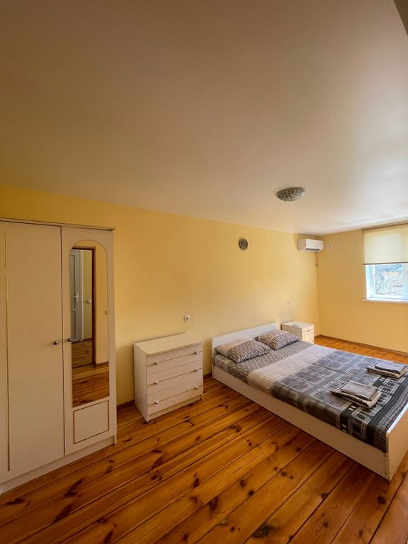 Четырёхместный номер стандарт с видом на горы