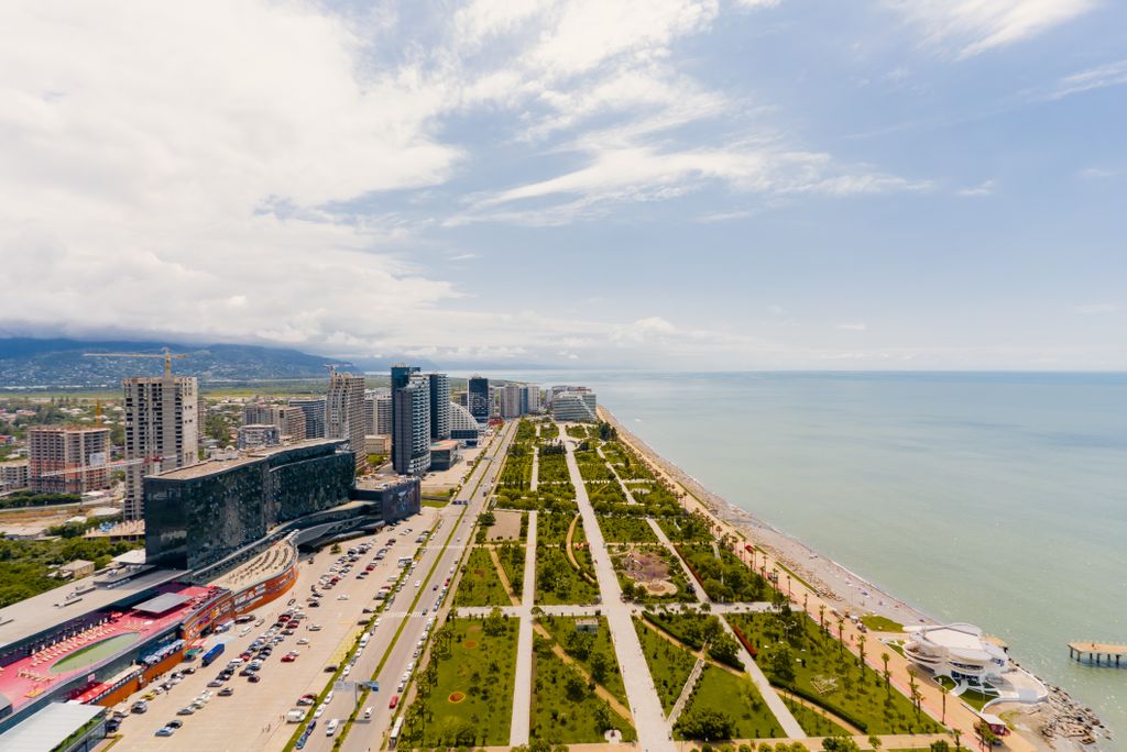 Семейный номер студия на первой линии от моря