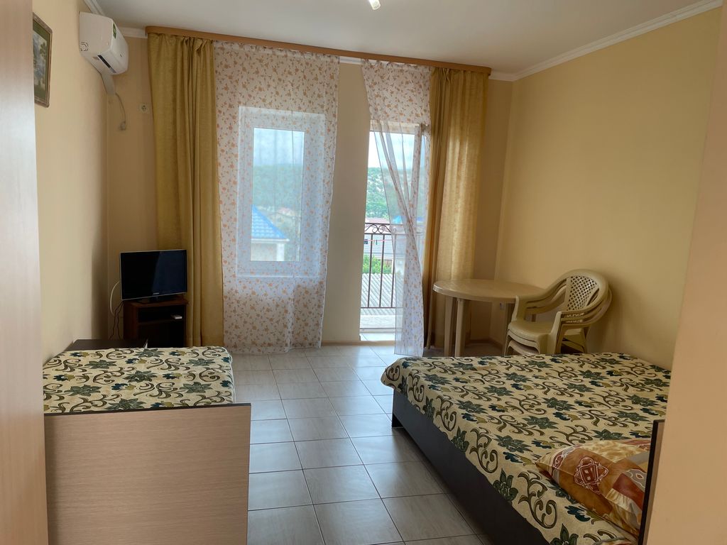 Трёхместный номер стандарт