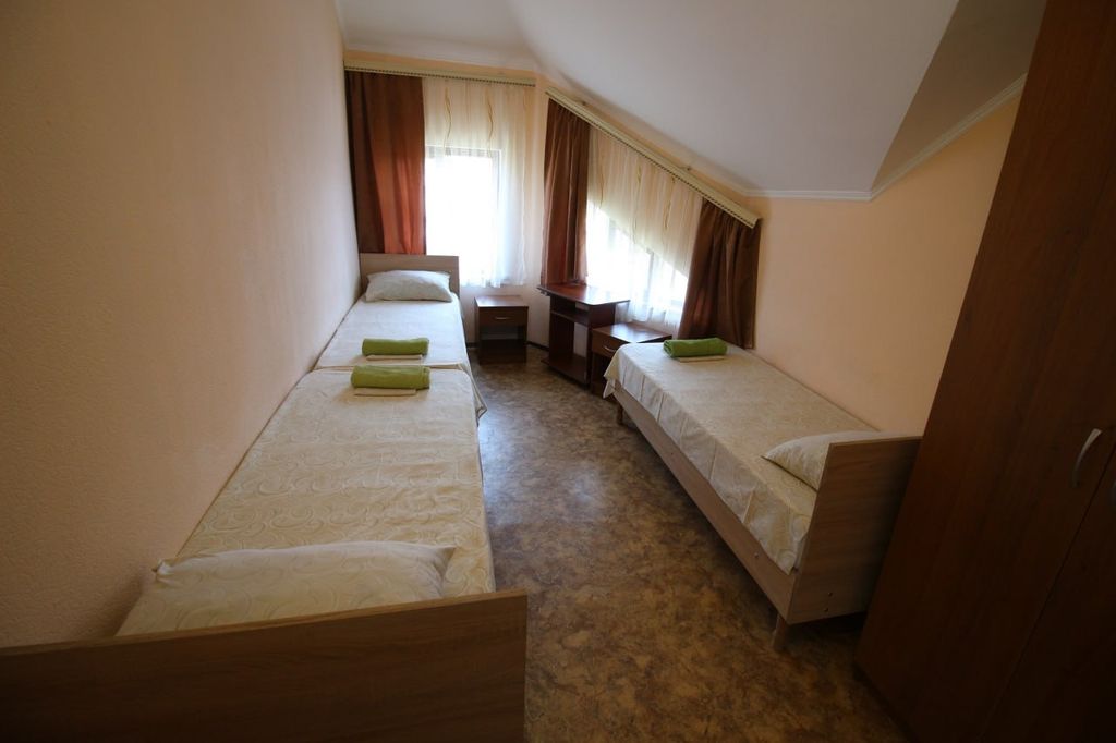 Трёхместный номер эконом