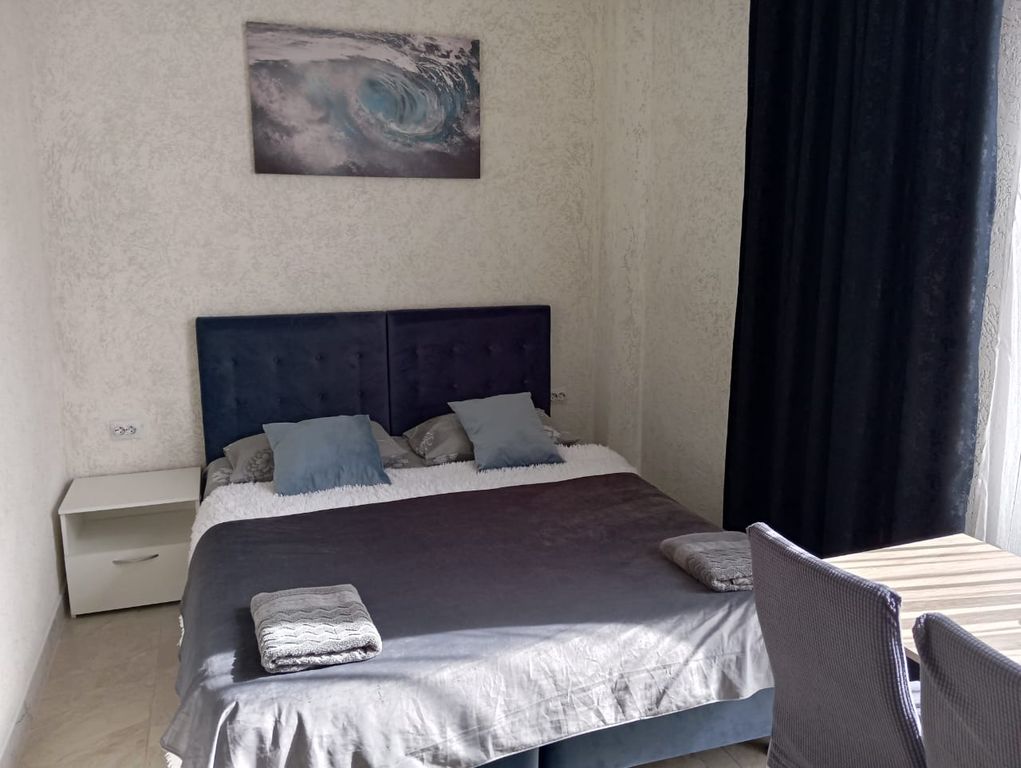 Трёхместный номер со своей кухонной зоной