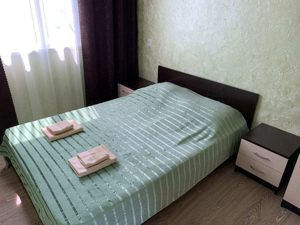 Апартаменты двухкомнатный с кухней и верандой