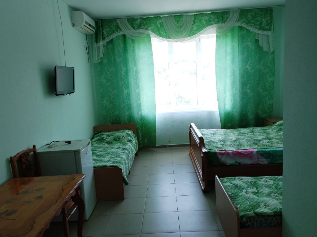 Четырёхместный номер люкс