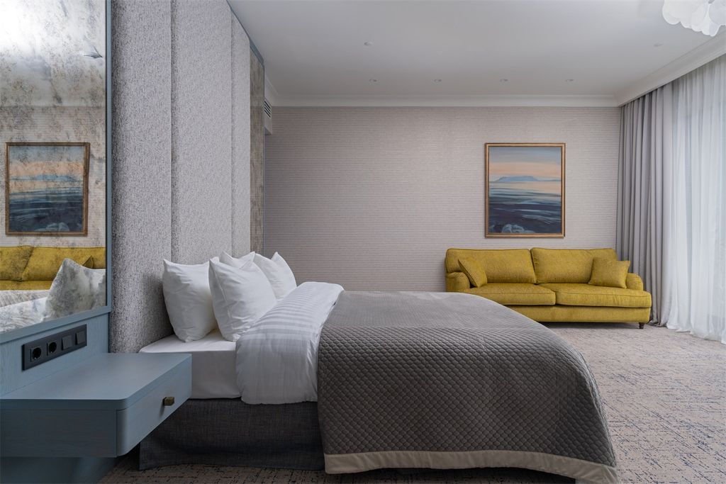 Четырёхместный номер джуниор сьют с видом на парк