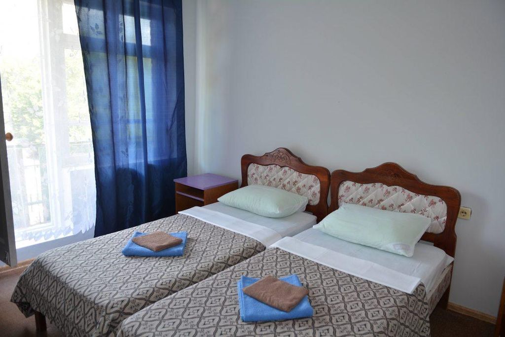 Трёхместный номер Комфорт-3