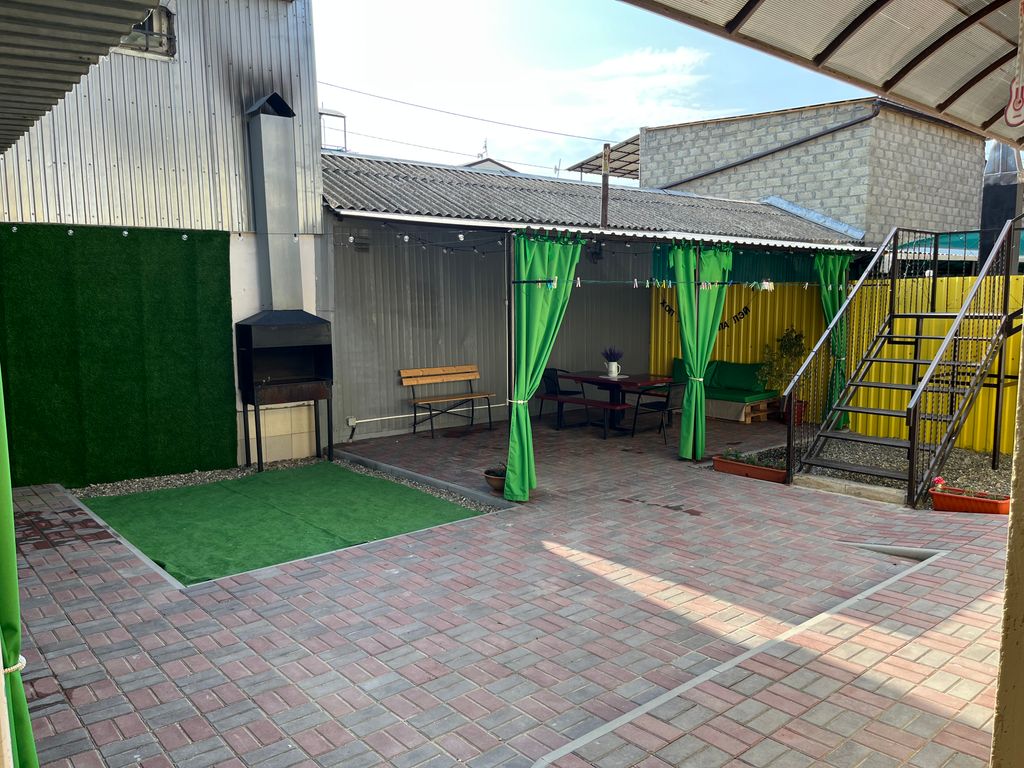 Четырёхместный номер у моря