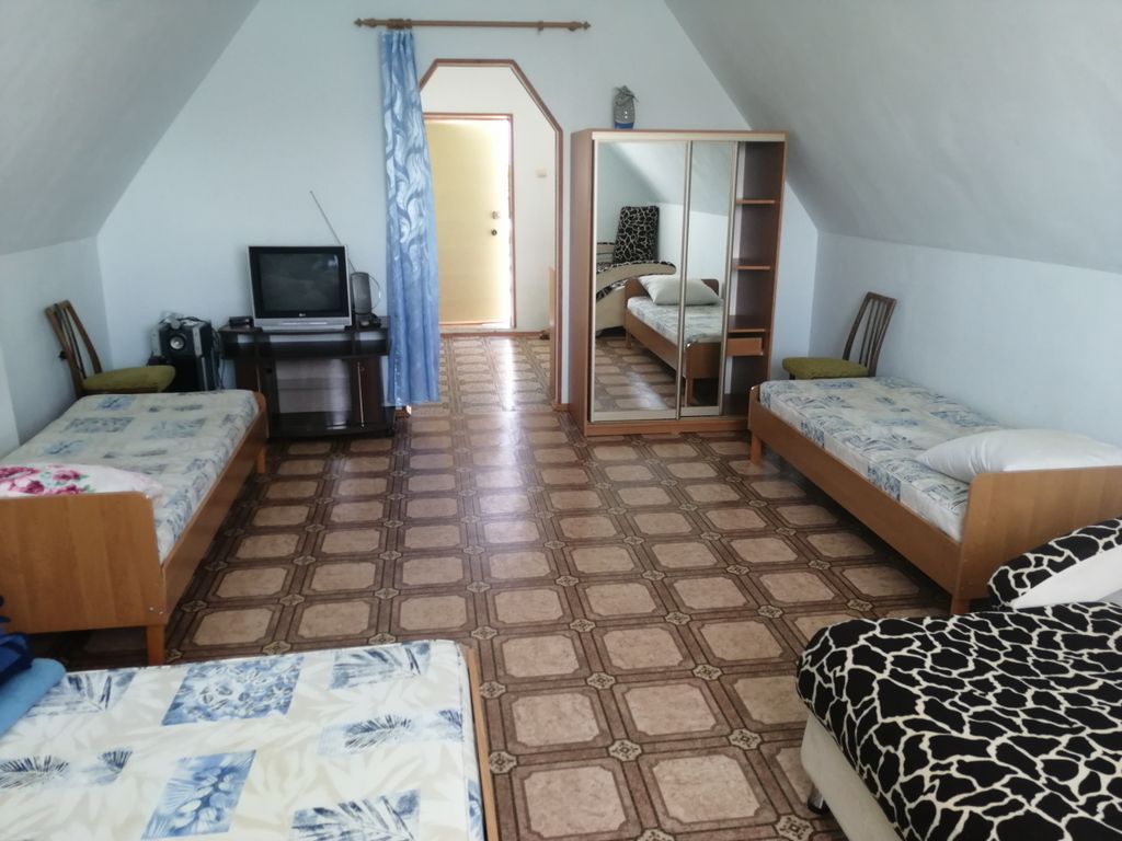 Многоместный смешанный номер с видом на море с отдельным балконом