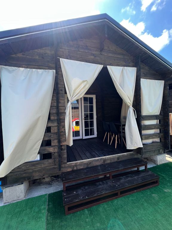 Дом уютный на побережье Азовского моря со своей кухней